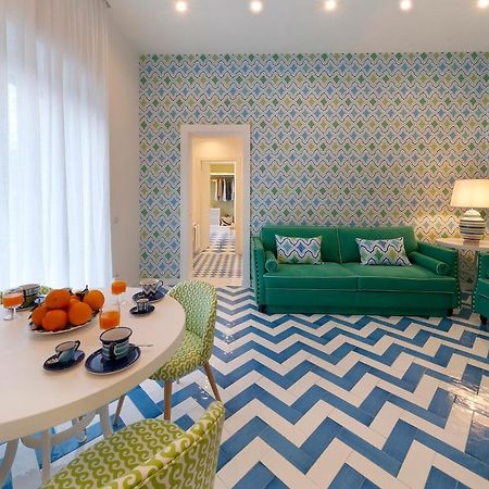 Sorrentovibes - Design Holiday Home In Sorrento City Center Buitenkant foto